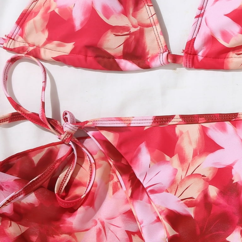Floral Bikini - Picture 4 of 8